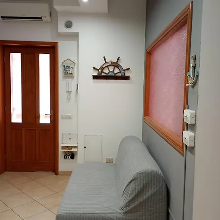 Sunny Apartamento Lido di Ostia